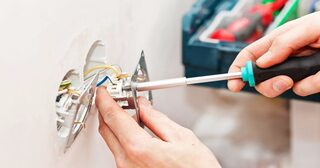 Электромонтажные работы в Белорецке от Мастер24 — электромонтаж под ключ, цены от 1622 руб., заказать услуги